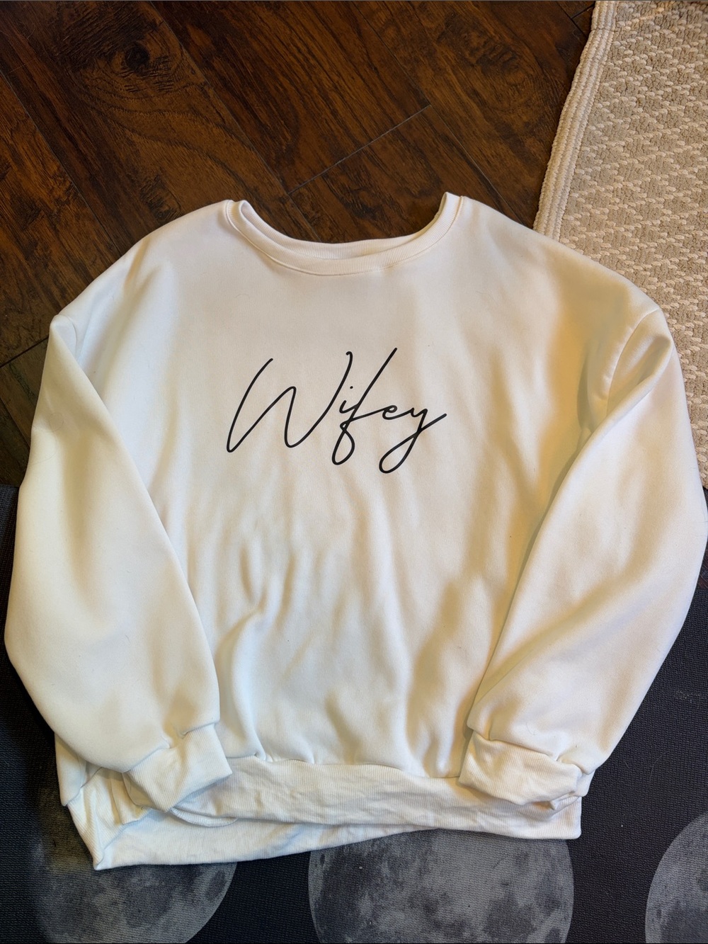 SHEIN White 'Wifey' Script Crewneck Sweatshirt